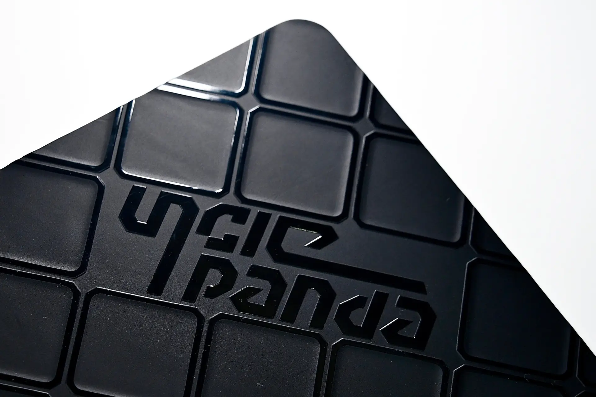 UnclePanda Crimsnow Glasspad